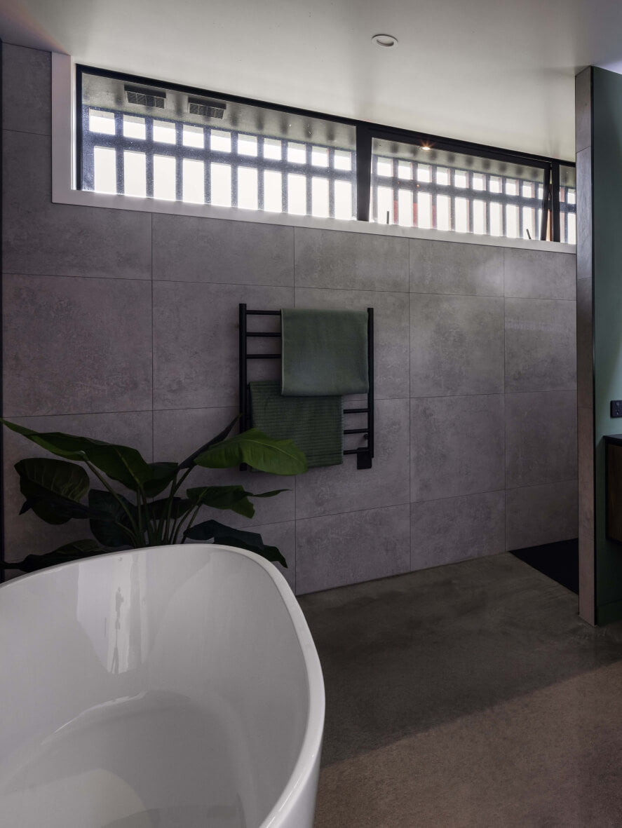 Duco windows displayed in a bathroom