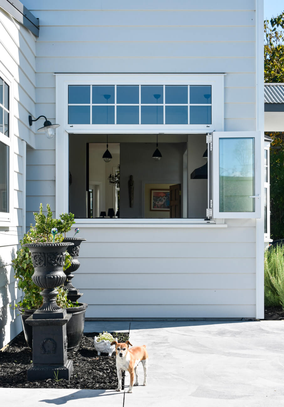 Duco bifold windows in a deck setting